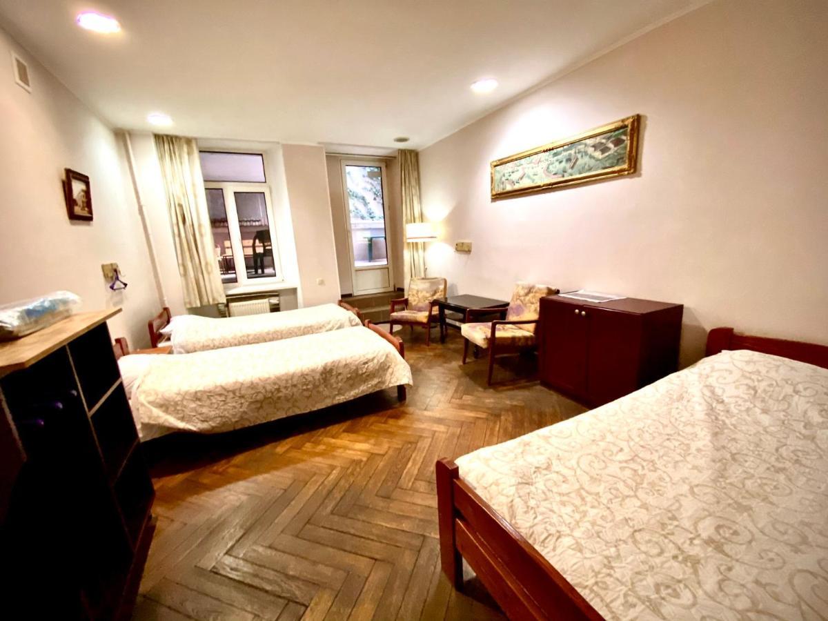 Tapki Hostel Odessa Zewnętrze zdjęcie
