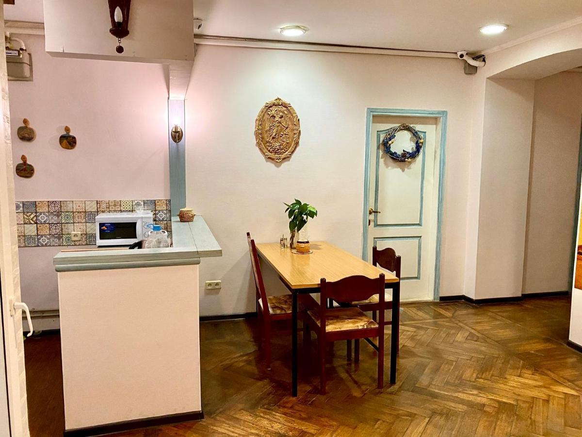 Tapki Hostel Odessa Zewnętrze zdjęcie